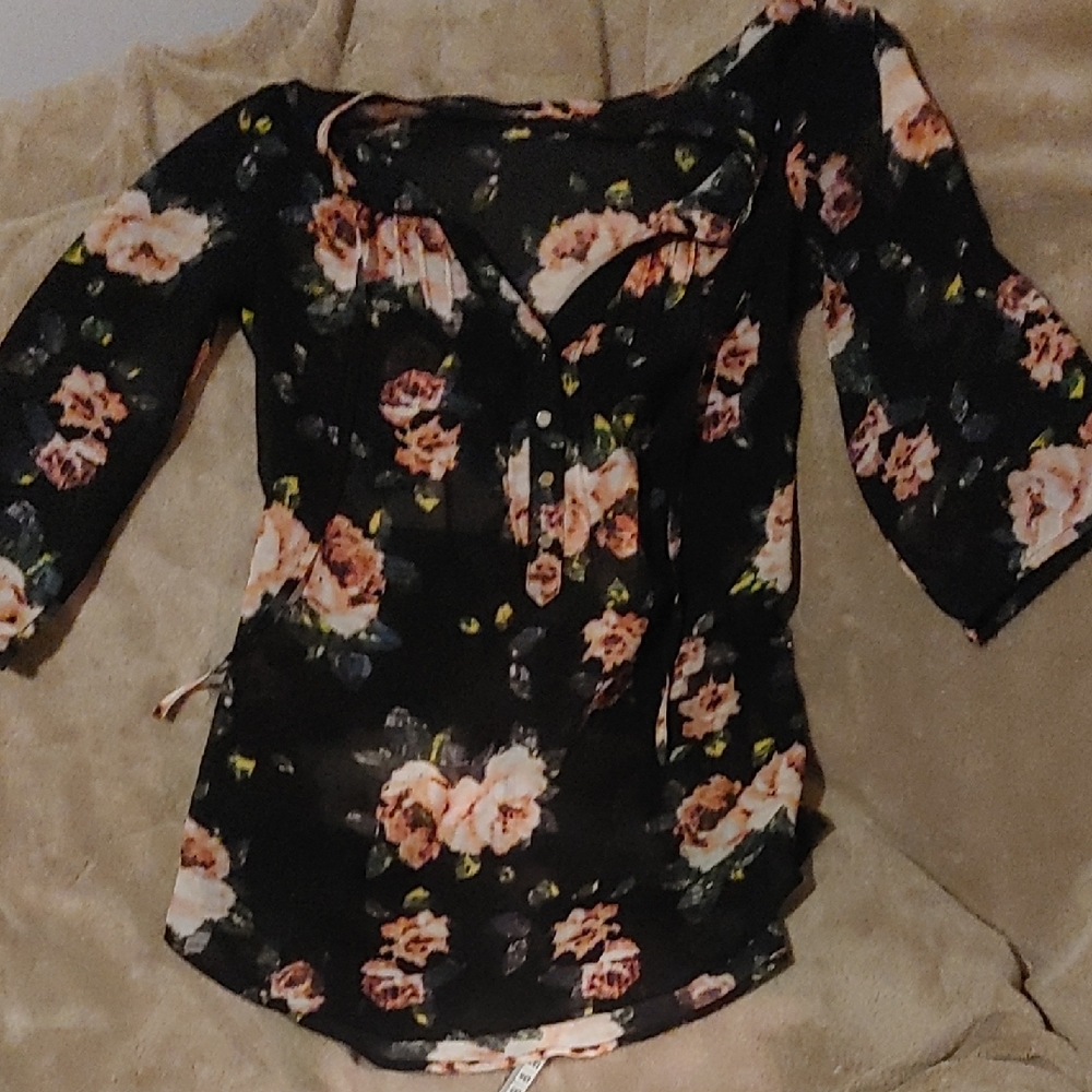 Princess Vera Wang Black and Pink Floral Blouse Sz XS